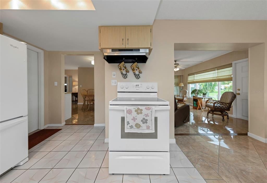 En Venta: $229,900 (2 camas, 2 baños, 1440 Pies cuadrados)