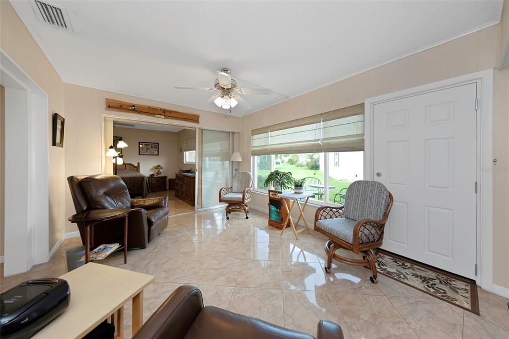 En Venta: $229,900 (2 camas, 2 baños, 1440 Pies cuadrados)