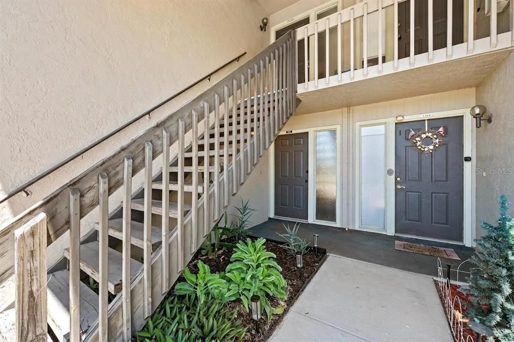 For Sale: $225,000 (2 beds, 2 baths, 1125 Square Feet)