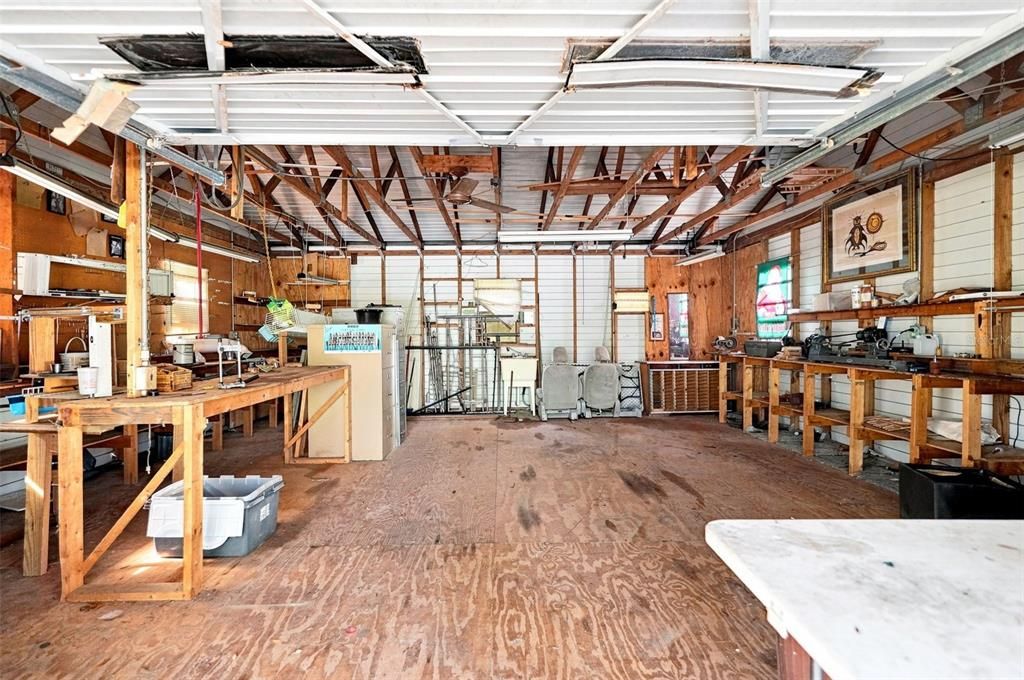 En Venta: $279,900 (3 camas, 2 baños, 2099 Pies cuadrados)