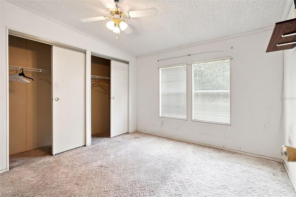 En Venta: $279,900 (3 camas, 2 baños, 2099 Pies cuadrados)