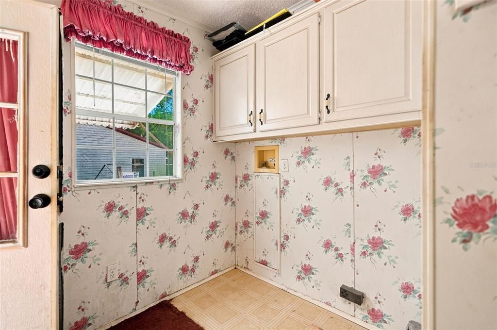 En Venta: $279,900 (3 camas, 2 baños, 2099 Pies cuadrados)
