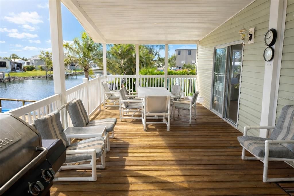 For Sale: $408,000 (2 beds, 2 baths, 1612 Square Feet)