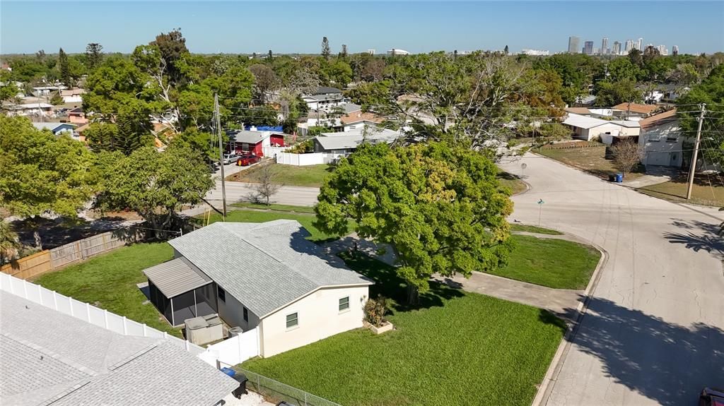 For Rent: $2,600 (3 beds, 2 baths, 1315 Square Feet)