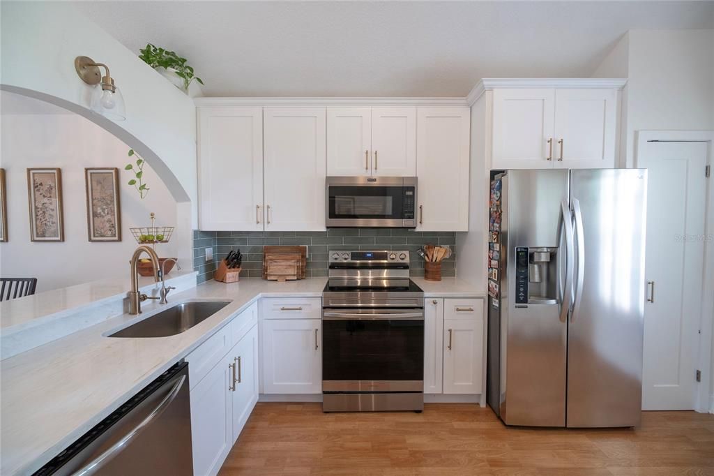 For Sale: $585,000 (4 beds, 2 baths, 1786 Square Feet)
