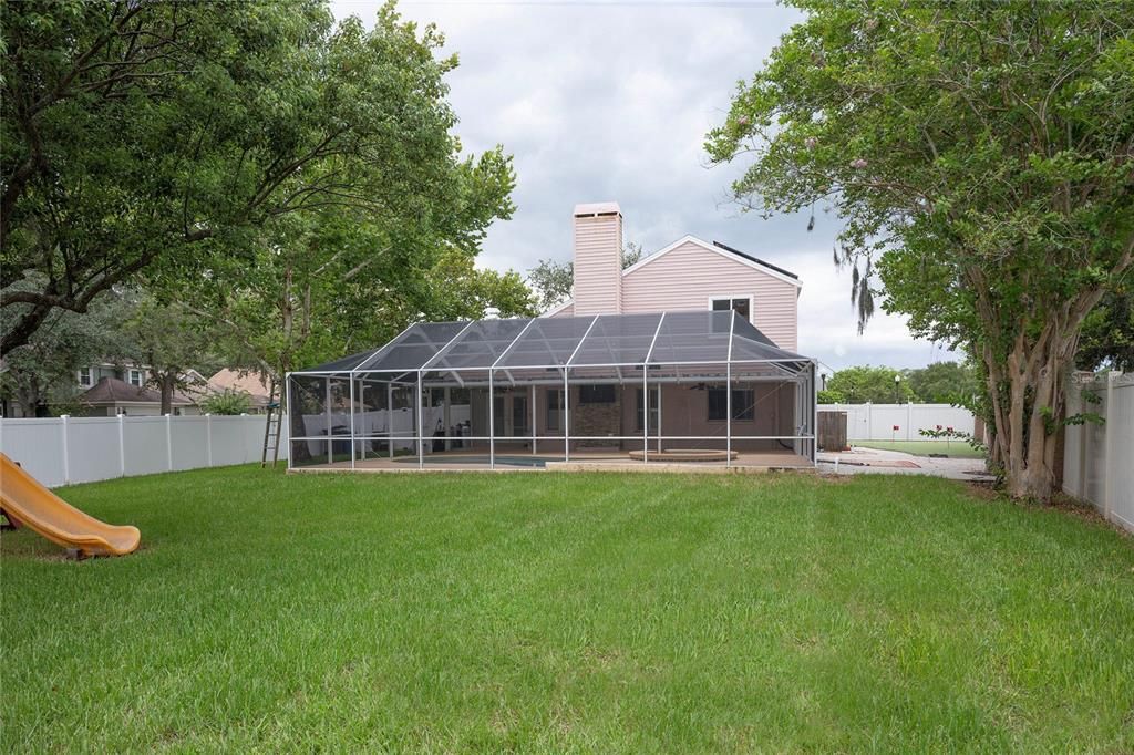 For Sale: $585,000 (4 beds, 2 baths, 1786 Square Feet)