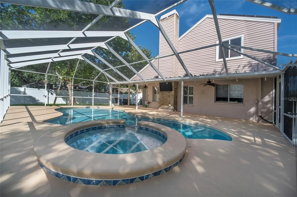 For Sale: $585,000 (4 beds, 2 baths, 1786 Square Feet)