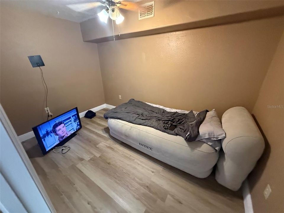 В аренду: $1,600 (2 спален, 1 ванн, 762 Квадратных фут)