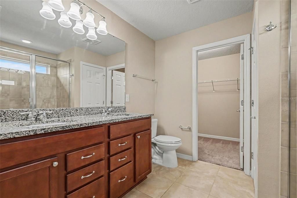 For Sale: $387,000 (4 beds, 2 baths, 2200 Square Feet)