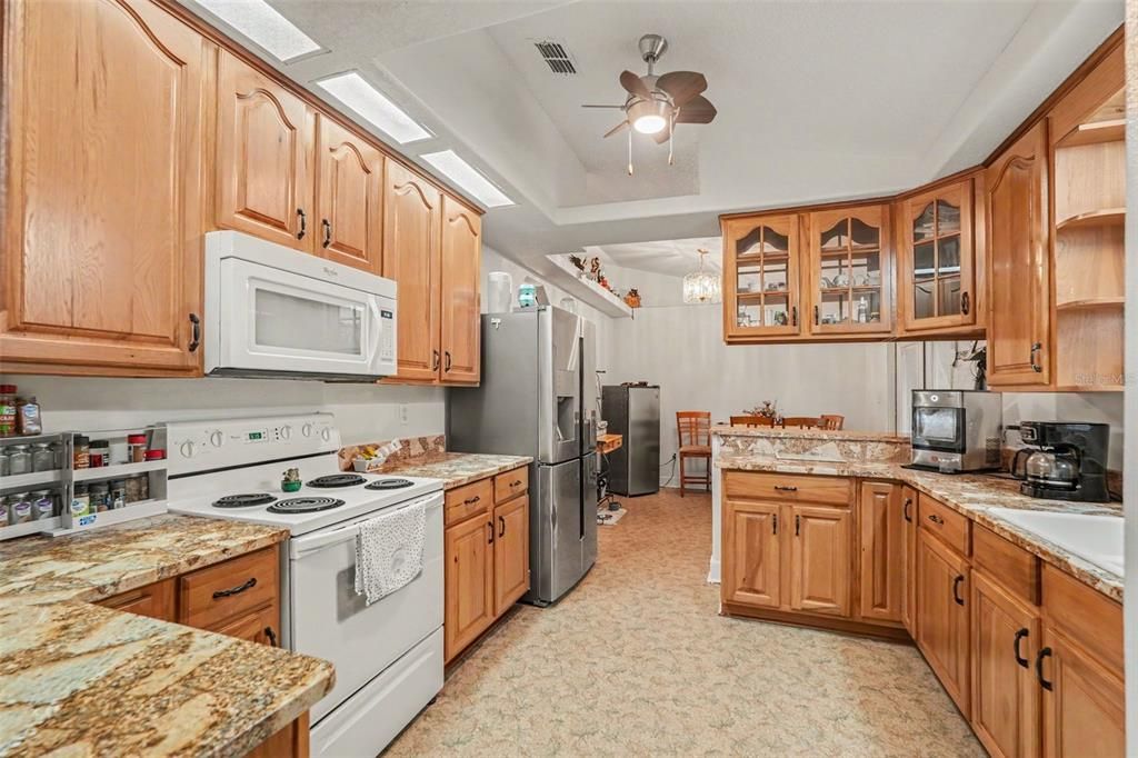 For Sale: $525,000 (3 beds, 2 baths, 1744 Square Feet)