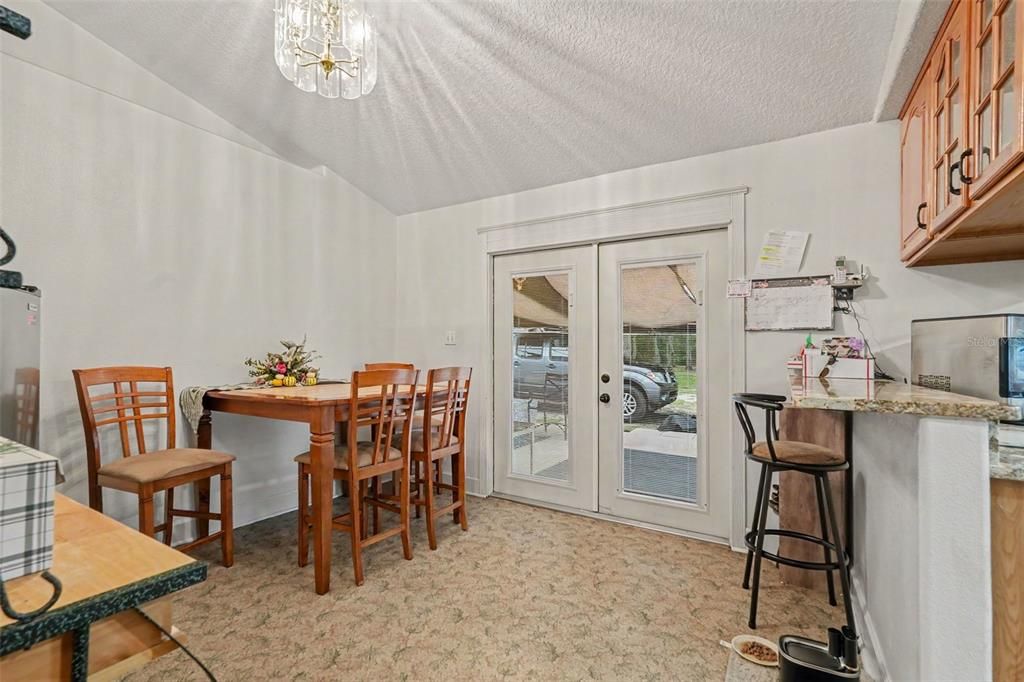 For Sale: $525,000 (3 beds, 2 baths, 1744 Square Feet)