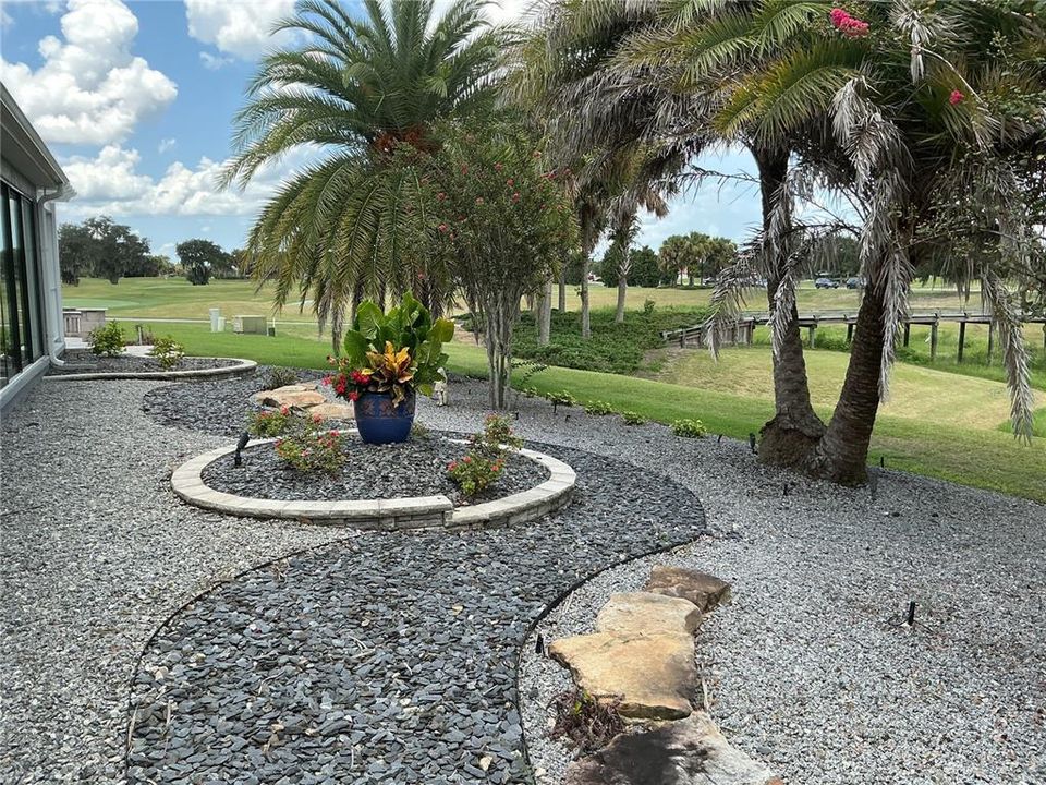 En Venta: $975,000 (3 camas, 2 baños, 2310 Pies cuadrados)