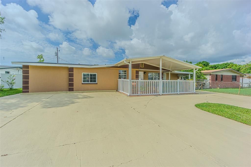 For Sale: $649,900 (0 beds, 0 baths, 2322 Square Feet)