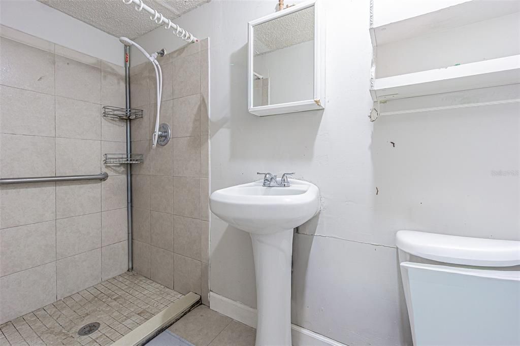 For Sale: $649,900 (0 beds, 0 baths, 2322 Square Feet)