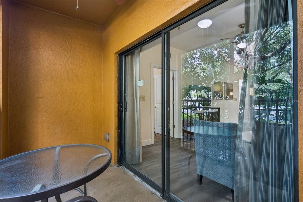 En Venta: $155,000 (2 camas, 2 baños, 957 Pies cuadrados)