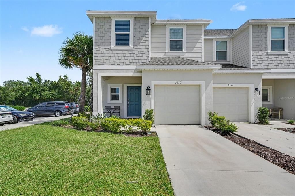 For Sale: $280,000 (3 beds, 2 baths, 1550 Square Feet)