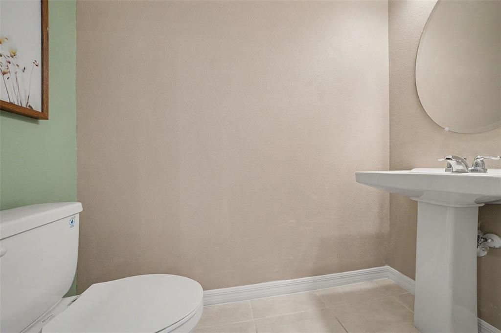 For Sale: $280,000 (3 beds, 2 baths, 1550 Square Feet)