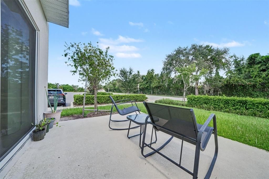 For Sale: $280,000 (3 beds, 2 baths, 1550 Square Feet)