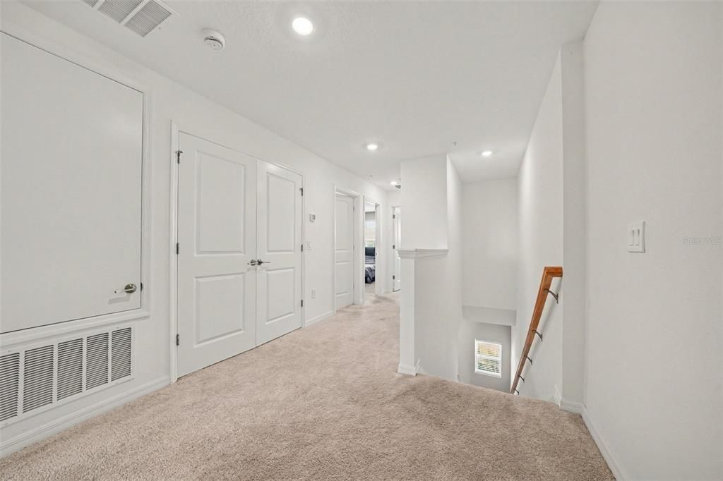For Sale: $280,000 (3 beds, 2 baths, 1550 Square Feet)