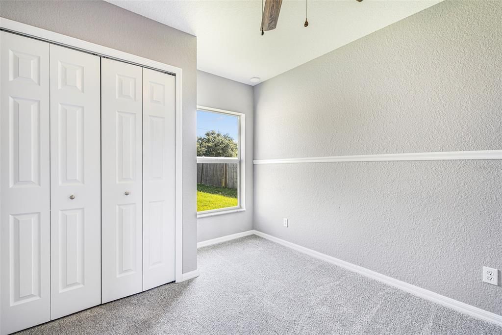 For Sale: $225,000 (3 beds, 2 baths, 1017 Square Feet)