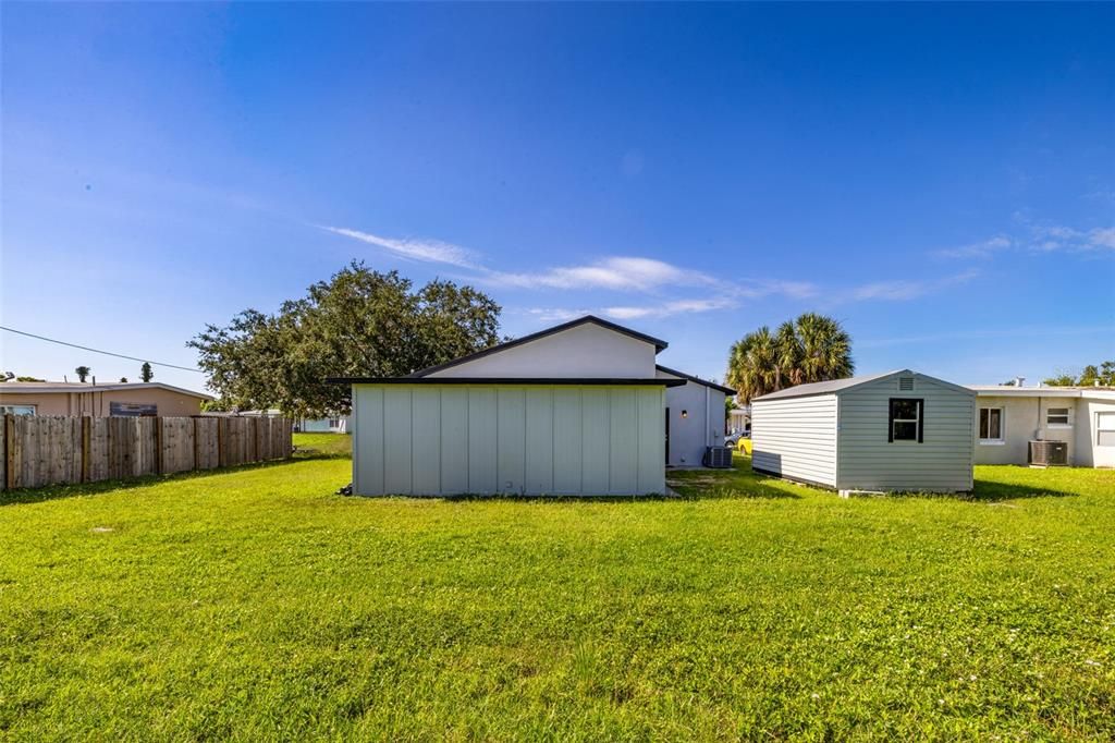 For Sale: $225,000 (3 beds, 2 baths, 1017 Square Feet)