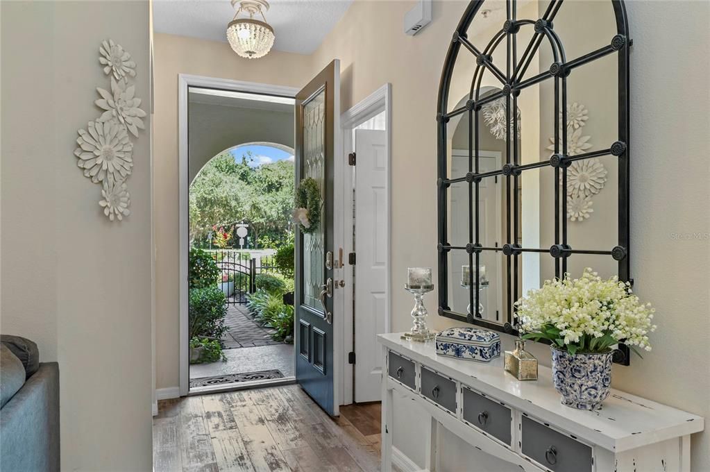 На продажу: $359,000 (3 спален, 2 ванн, 1568 Квадратных фут)