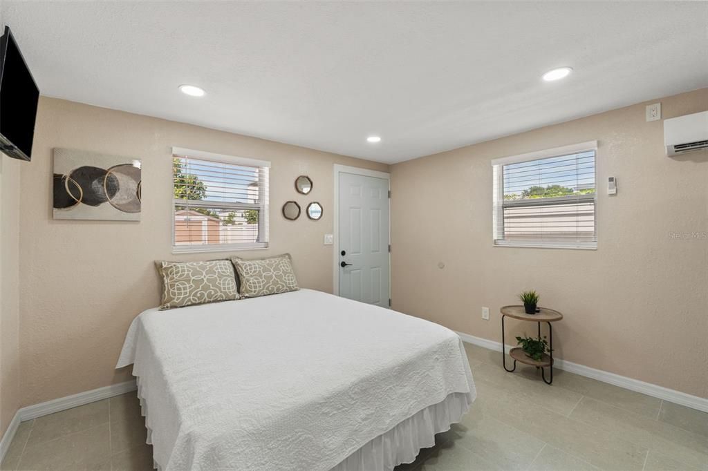 For Sale: $540,000 (5 beds, 3 baths, 1970 Square Feet)
