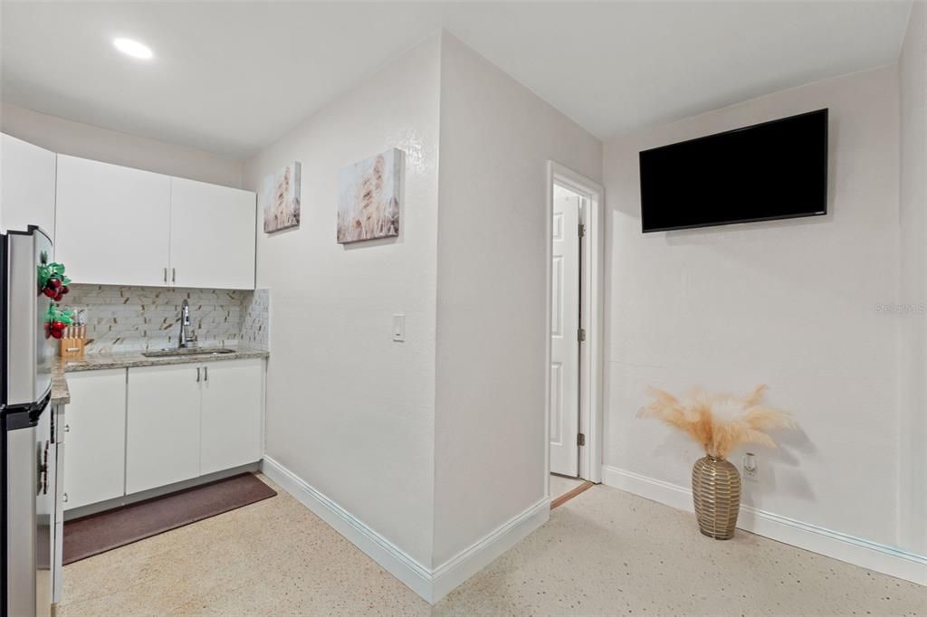 For Sale: $540,000 (5 beds, 3 baths, 1970 Square Feet)