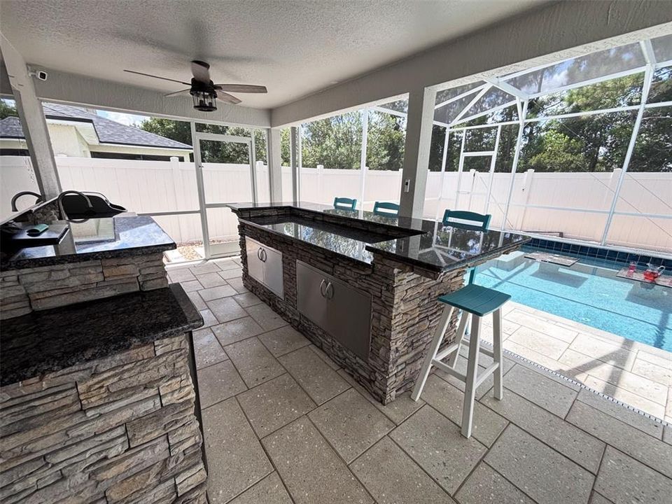 For Sale: $545,000 (3 beds, 2 baths, 2461 Square Feet)