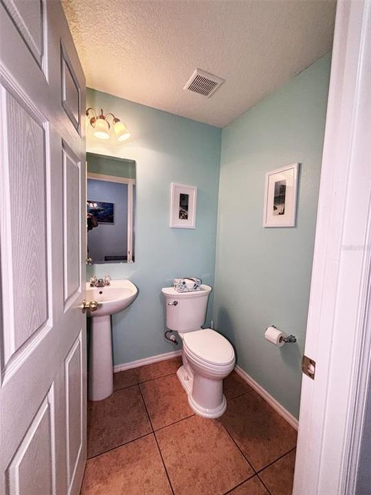 For Sale: $545,000 (3 beds, 2 baths, 2461 Square Feet)