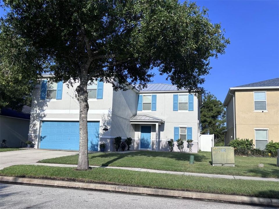 For Sale: $545,000 (3 beds, 2 baths, 2461 Square Feet)