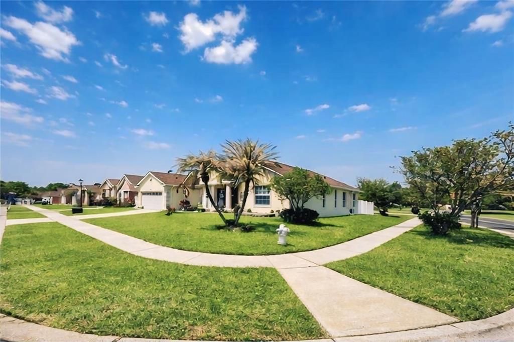 For Rent: $2,800 (5 beds, 4 baths, 2691 Square Feet)