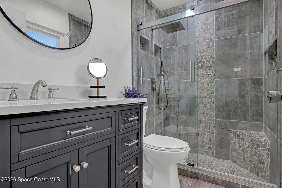 For Sale: $299,000 (3 beds, 2 baths, 1176 Square Feet)