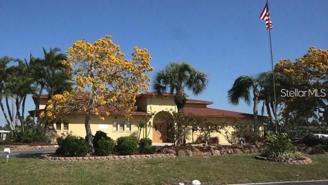 For Rent: $1,050 (1 beds, 1 baths, 1200 Square Feet)
