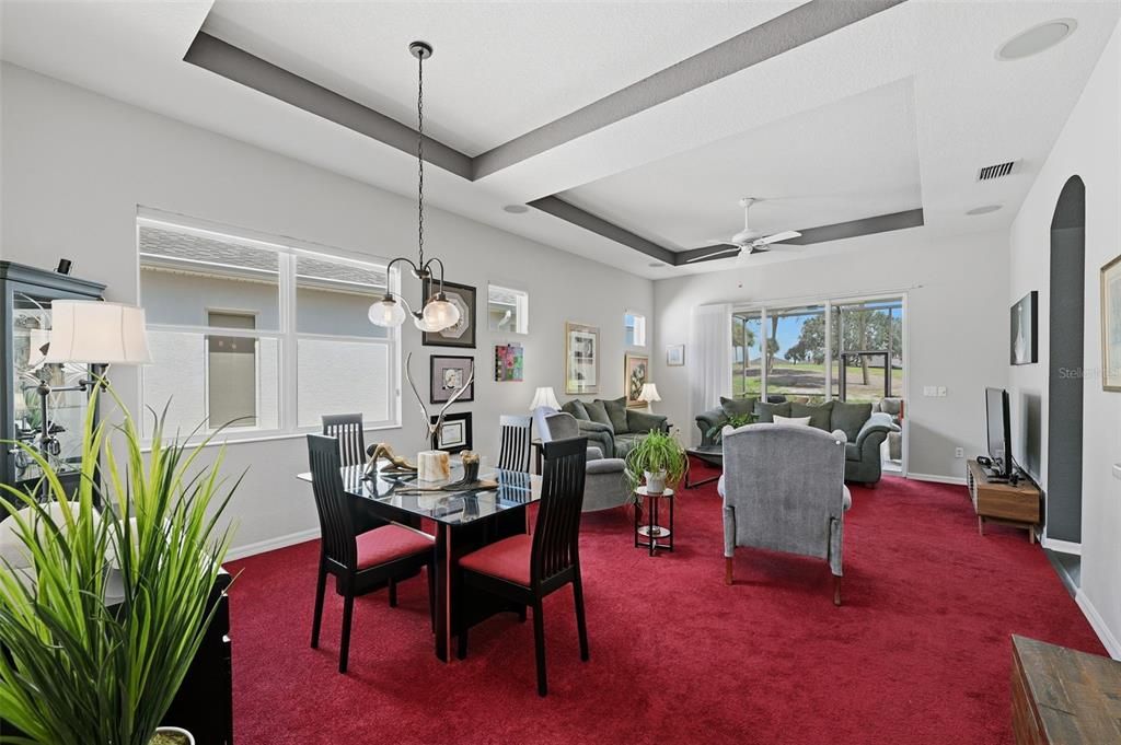 For Sale: $400,000 (2 beds, 2 baths, 1949 Square Feet)