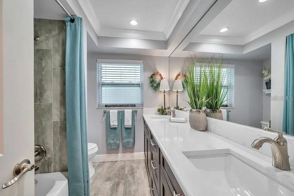 For Rent: $4,500 (3 beds, 2 baths, 1863 Square Feet)