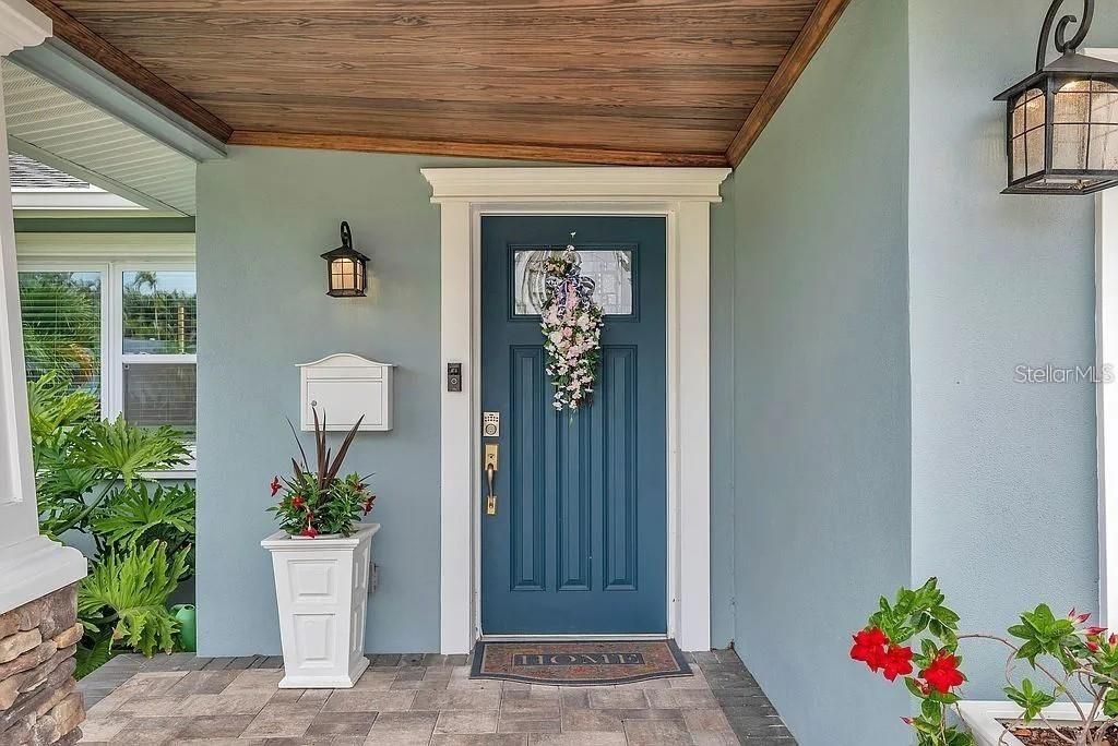 For Rent: $4,500 (3 beds, 2 baths, 1863 Square Feet)