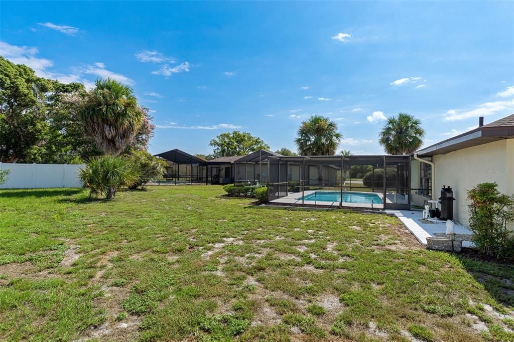 For Sale: $295,000 (2 beds, 2 baths, 1720 Square Feet)