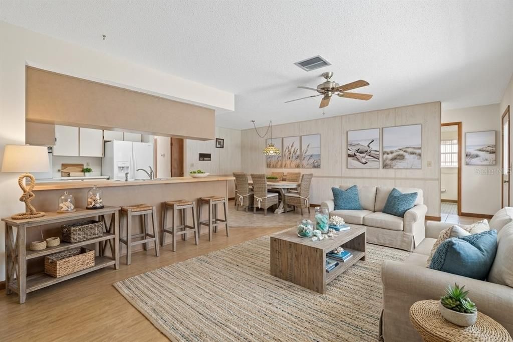 For Sale: $295,000 (2 beds, 2 baths, 1720 Square Feet)