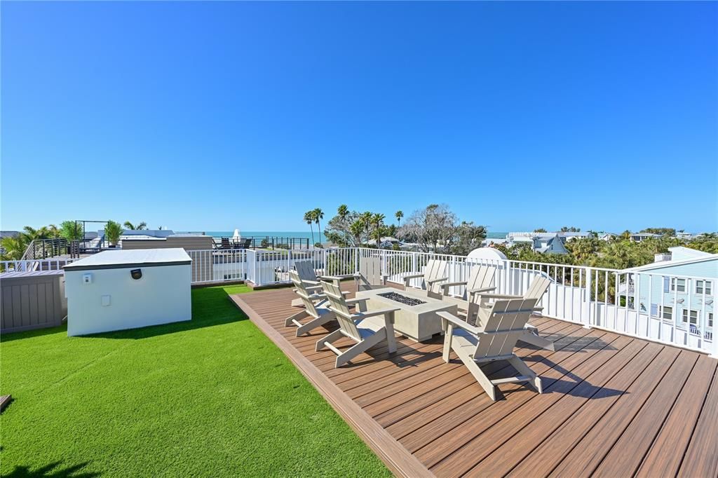 For Sale: $5,125,000 (4 beds, 4 baths, 2220 Square Feet)