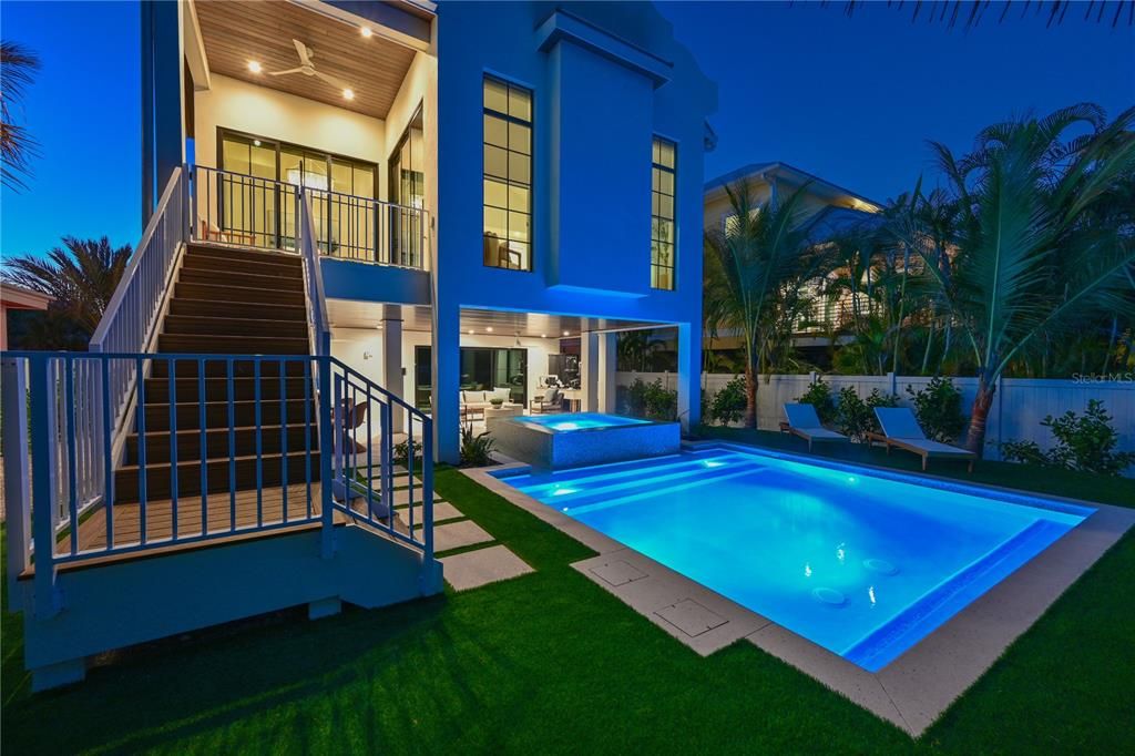 For Sale: $5,125,000 (4 beds, 4 baths, 2220 Square Feet)