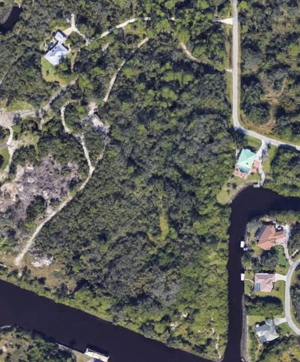 For Sale: $2,499,000 (10.00 acres)