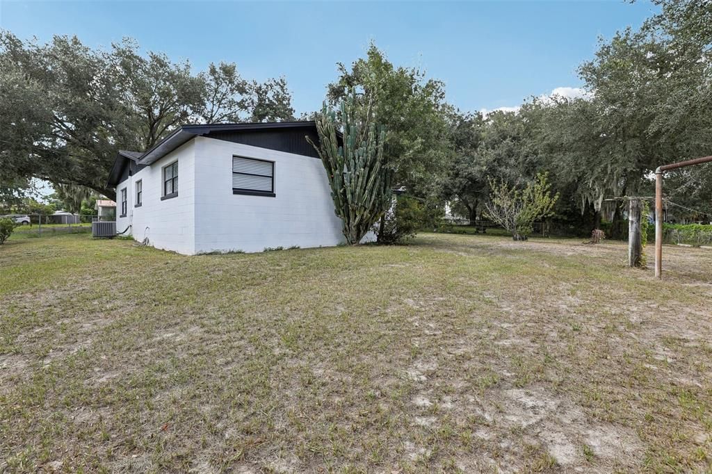 En Venta: $255,000 (4 camas, 2 baños, 1397 Pies cuadrados)