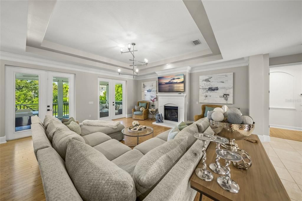 На продажу: $2,995,000 (3 спален, 3 ванн, 2755 Квадратных фут)