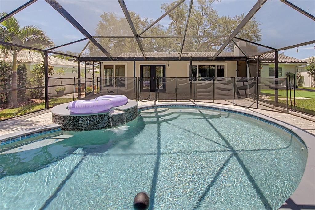 For Rent: $3,950 (2 beds, 2 baths, 1701 Square Feet)