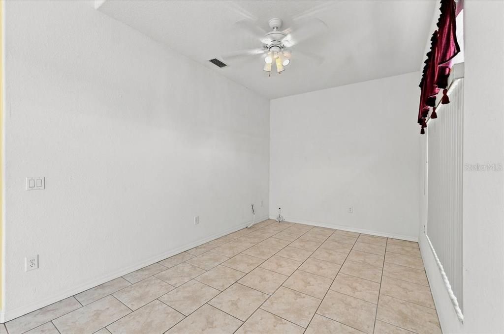 For Sale: $335,000 (3 beds, 2 baths, 2116 Square Feet)