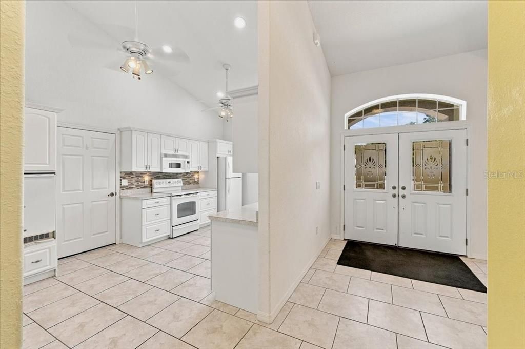 For Sale: $335,000 (3 beds, 2 baths, 2116 Square Feet)