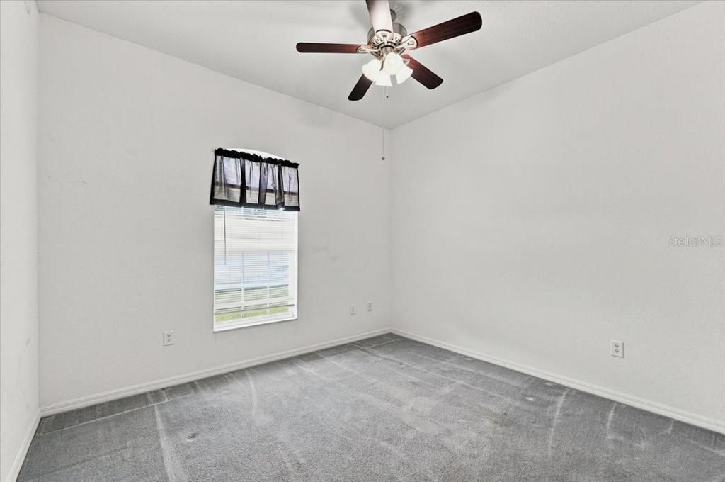 For Sale: $335,000 (3 beds, 2 baths, 2116 Square Feet)