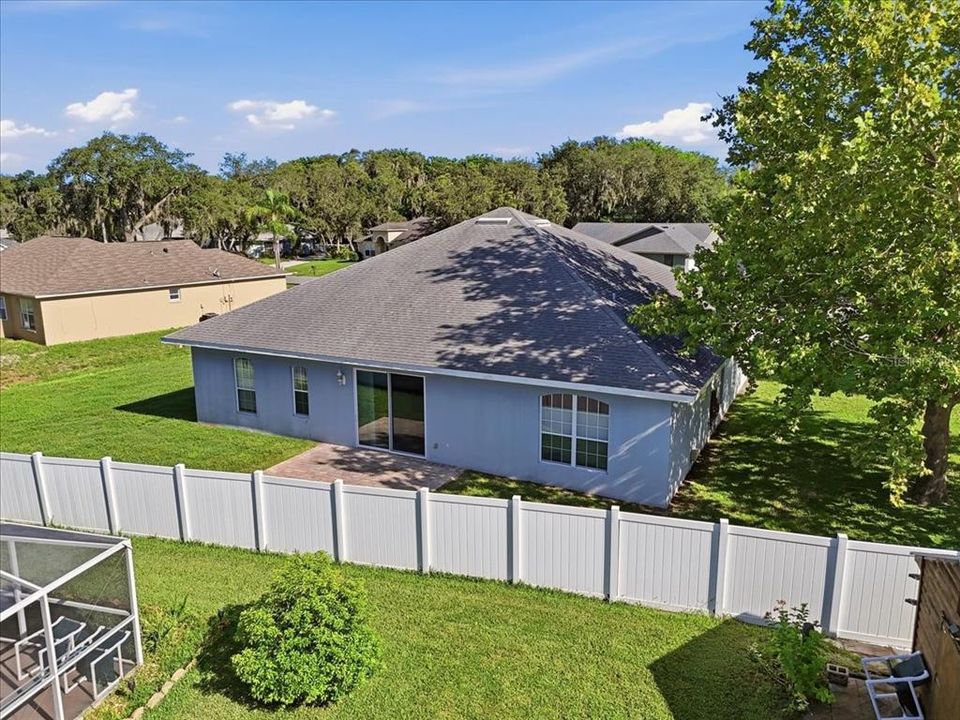 For Sale: $335,000 (3 beds, 2 baths, 2116 Square Feet)