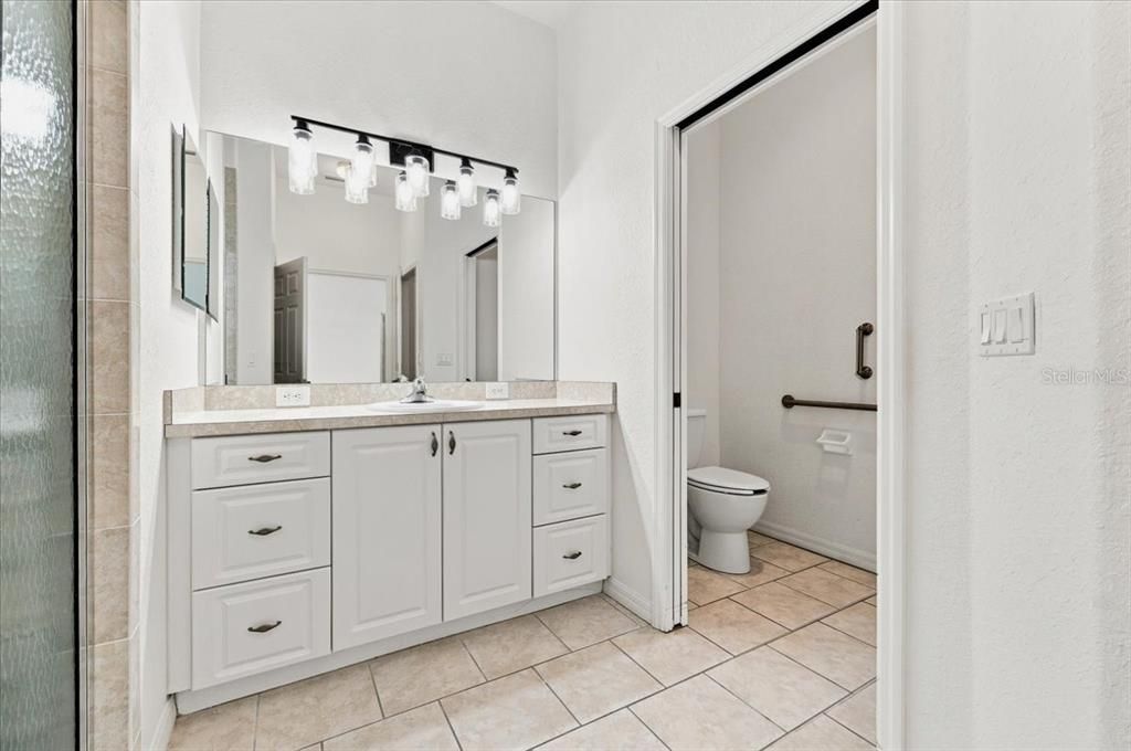 For Sale: $335,000 (3 beds, 2 baths, 2116 Square Feet)